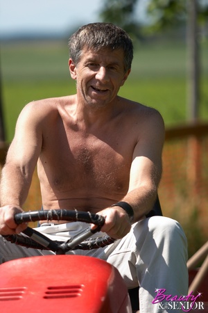 Young old sex. An old guy on a lawnmower - XXX Dessert - Picture 1