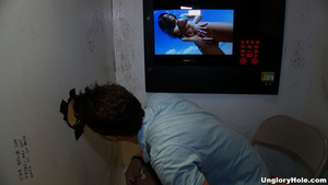 Waiting for a girl? No, no, it's an ungl - XXX Dessert - Picture 2