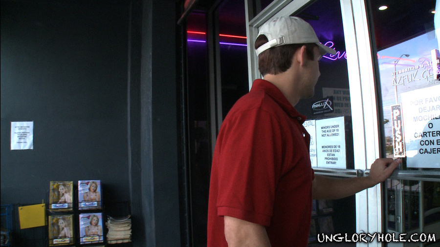 Invite your friend to our ungloryhole and h - XXX Dessert - Picture 3