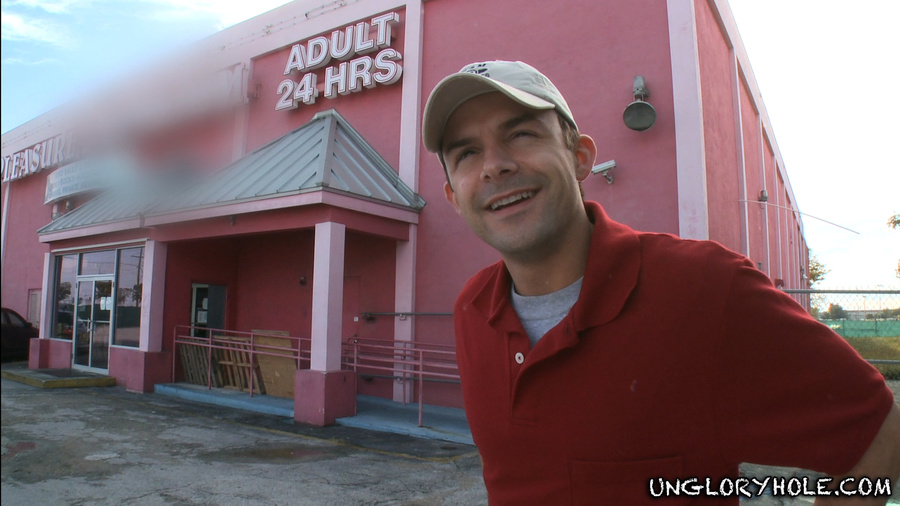 Would you like to try our magic ungloryhole - XXX Dessert - Picture 1