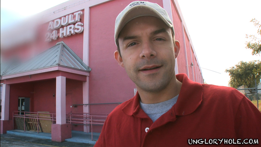 Straight guy gets blown but unfortunately b - XXX Dessert - Picture 1