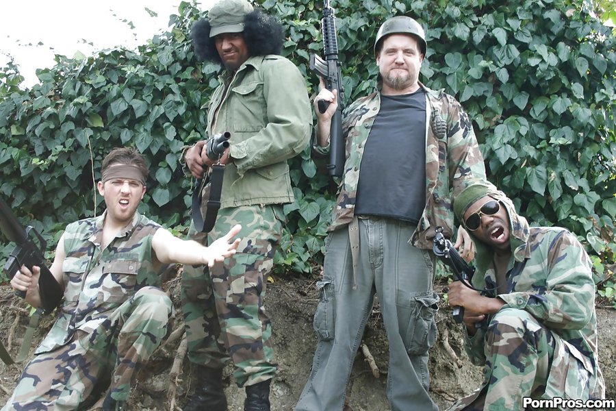 Wild hardcore ebony orgy - XXX Dessert - Picture 1