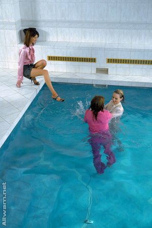 Pool clothes