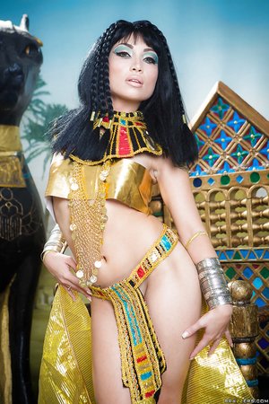 Asian busty cosplay - Picture 5