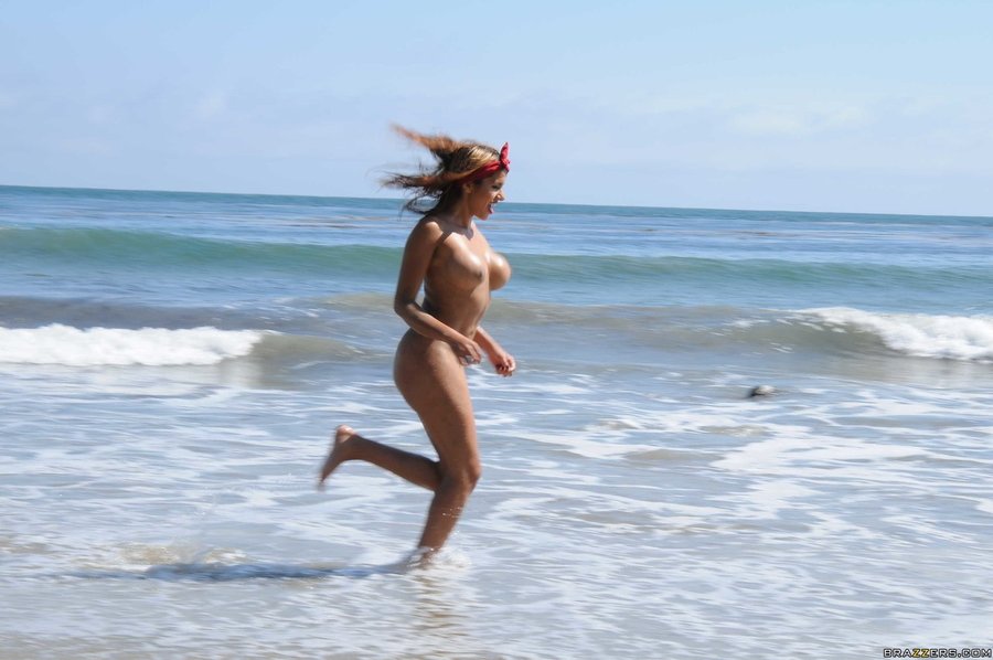 Tall latina blonde - XXX Dessert - Picture 5