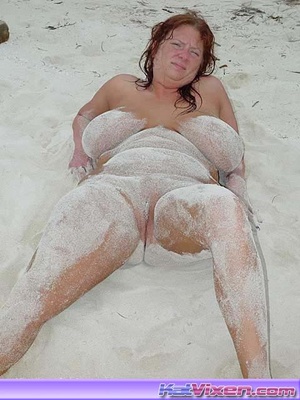 Fat women porn. Toni KatVixen Playing Ar - XXX Dessert - Picture 20