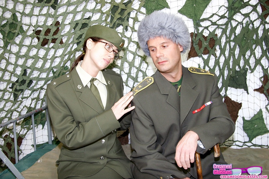 The office xxx. Cute chick jizzed on her fa - XXX Dessert - Picture 6