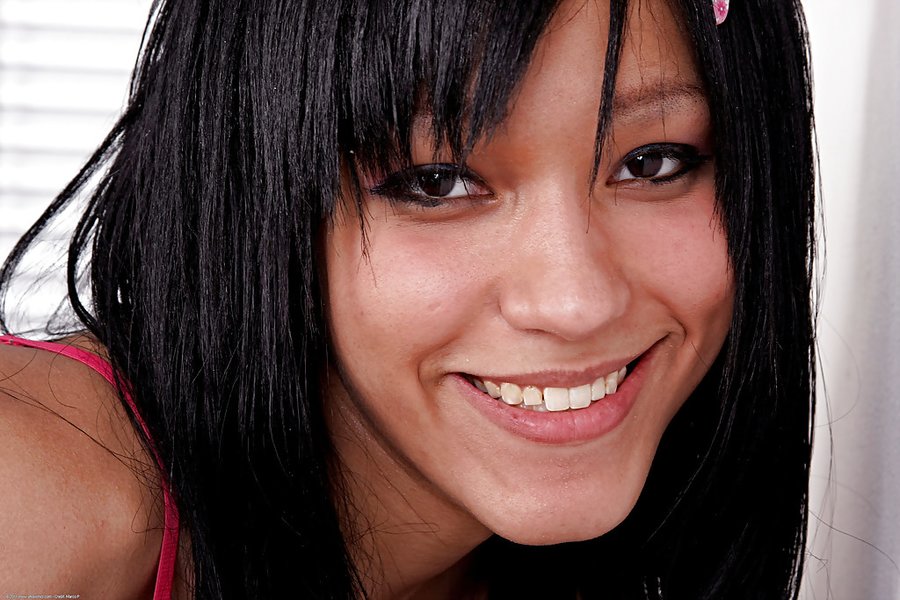 American small tits curly brunette amateur - XXXonXXX - Pic 8