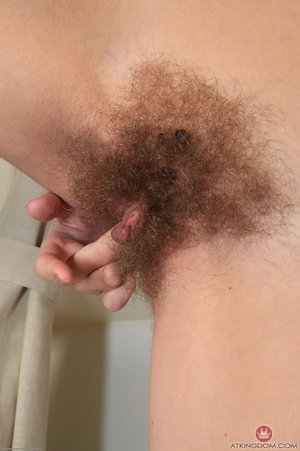 Caucasian natural hairy pussy - Picture 16