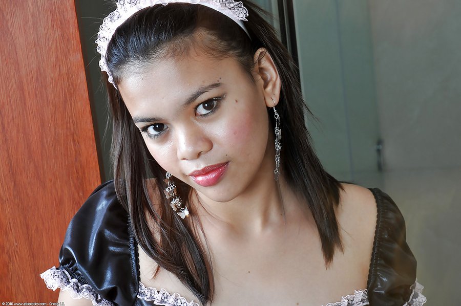 Amateur ass latina maid - XXX Dessert - Picture 4