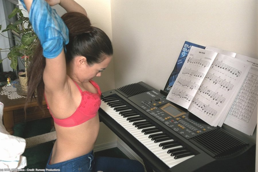 Sissy pink pussy close up - XXX Dessert - Picture 2