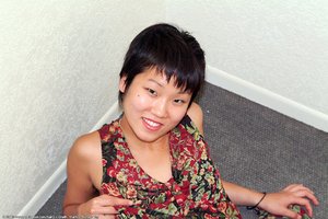Short hair brunette hairy pussy - Picture 12