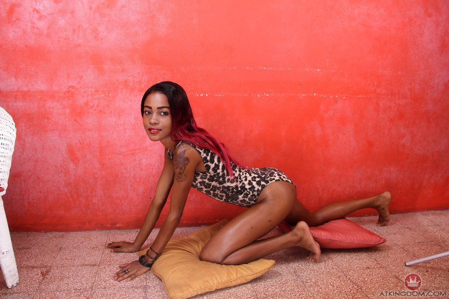 Beautiful skinny black girl - XXX Dessert - Picture 1