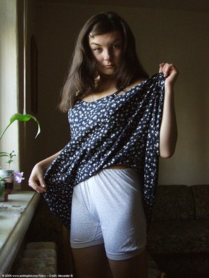 Beautiful small tits teen - XXXonXXX - Pic 2