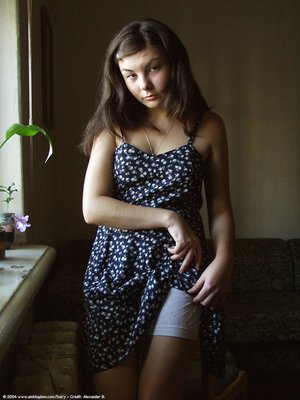 Young horny pussy - XXXonXXX - Pic 2
