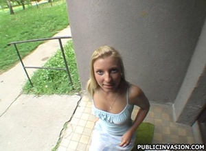 Teen porn. Sexy blond girl. - Picture 10