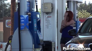 Public porn. Stupid girl gets sharked on - Picture 12