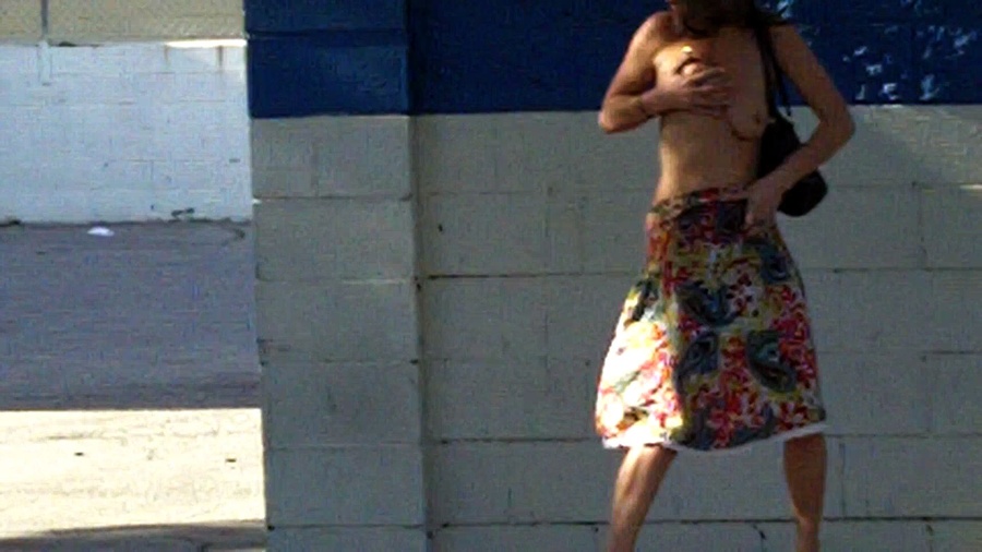 Public sex. Girl falls prey for epic street - XXX Dessert - Picture 16