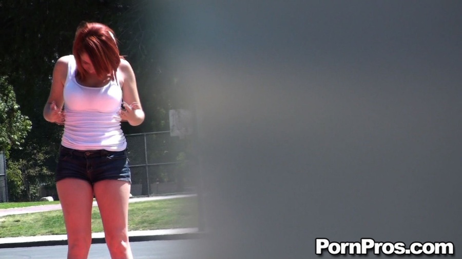 Public outdoor sex. Its a bird - its a plan - XXX Dessert - Picture 11