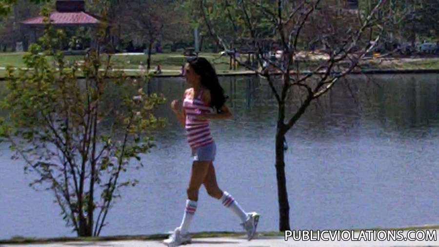 Voyeursex. Public violations on a hot Sunda - XXX Dessert - Picture 10