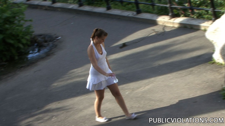 Public sex xxx. Unsuspecting slut gets undr - XXX Dessert - Picture 6