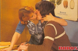 Hairy xxx. Two seventies girls pleasing  - Picture 3