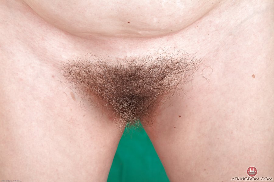 Chunky british milf - XXX Dessert - Picture 13