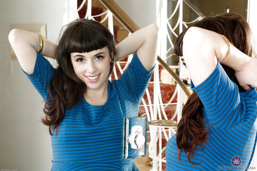 American experienced big tits hairy pussy - XXX Dessert - Picture 2