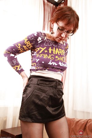 Saggy tits heels - XXX Dessert - Picture 3