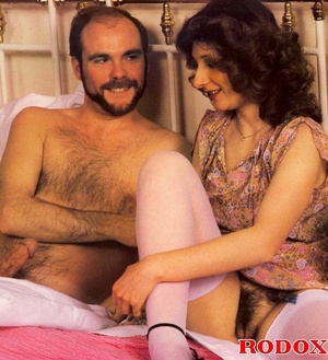 Classic girl porn. Hairy seventies lady  - Picture 6