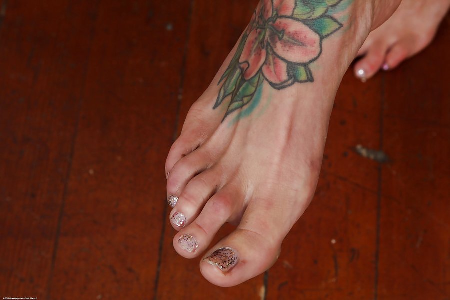 Mature feet fetish - XXXonXXX - Pic 6