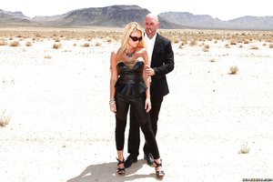 Hot busty teen - XXXonXXX - Pic 3