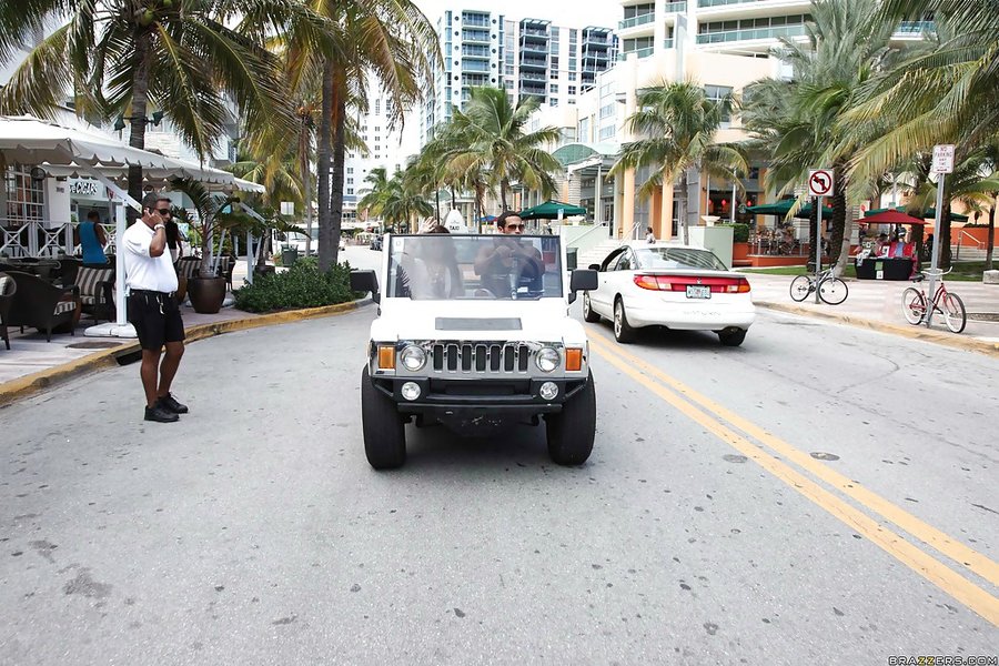 Canadian hot ass babe - XXXonXXX - Pic 1