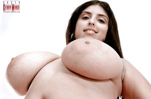 British chubby latina milf - Picture 14