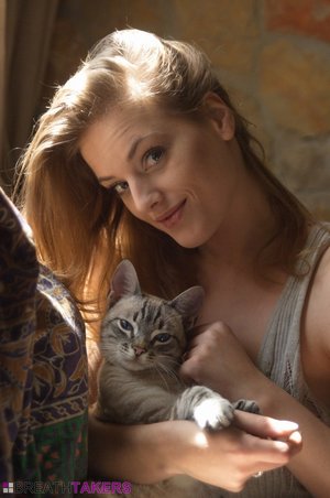 British stripping awesome body - XXX Dessert - Picture 1