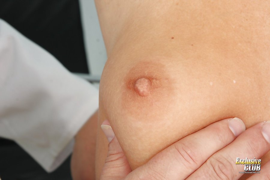 Czech blonde anal insertions - XXX Dessert - Picture 3