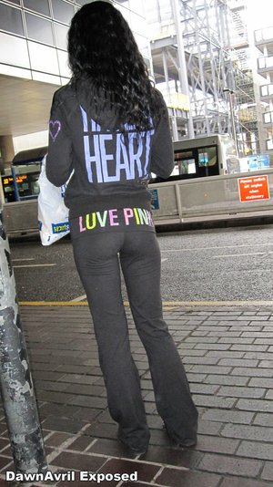 Tight european jeans - Picture 14