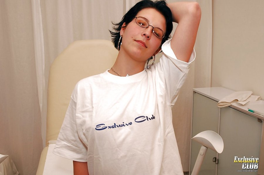 Horny wet vagina - XXX Dessert - Picture 1