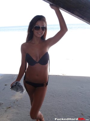 Russian amateur girlfriend bikini - XXXonXXX - Pic 9