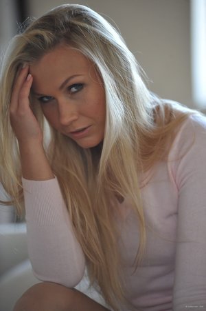 Amazing tight jeans - XXXonXXX - Pic 8