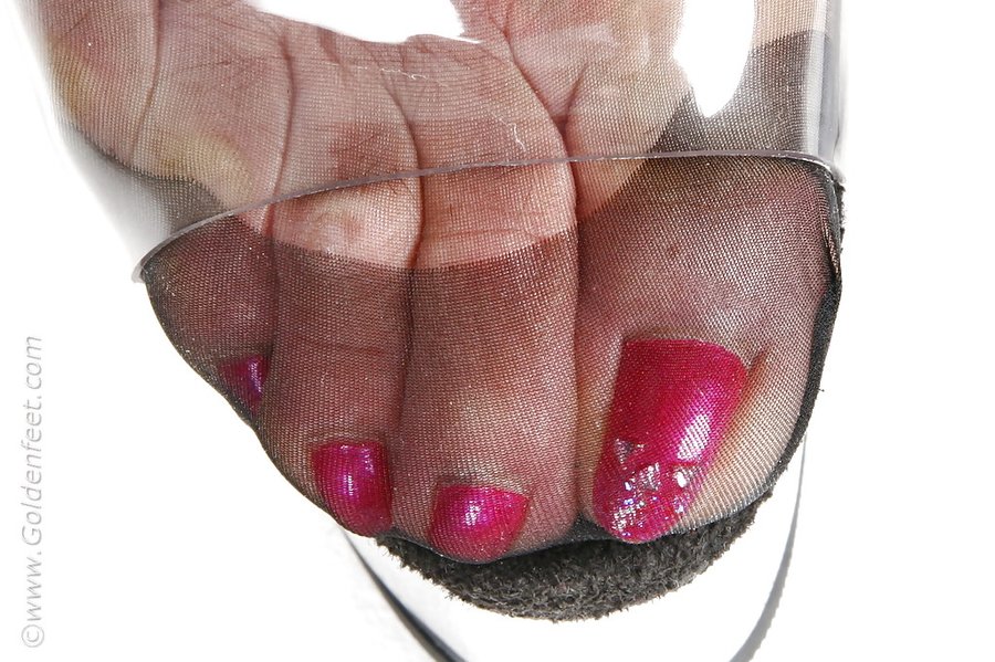 German mature lady feet - XXXonXXX - Pic 15