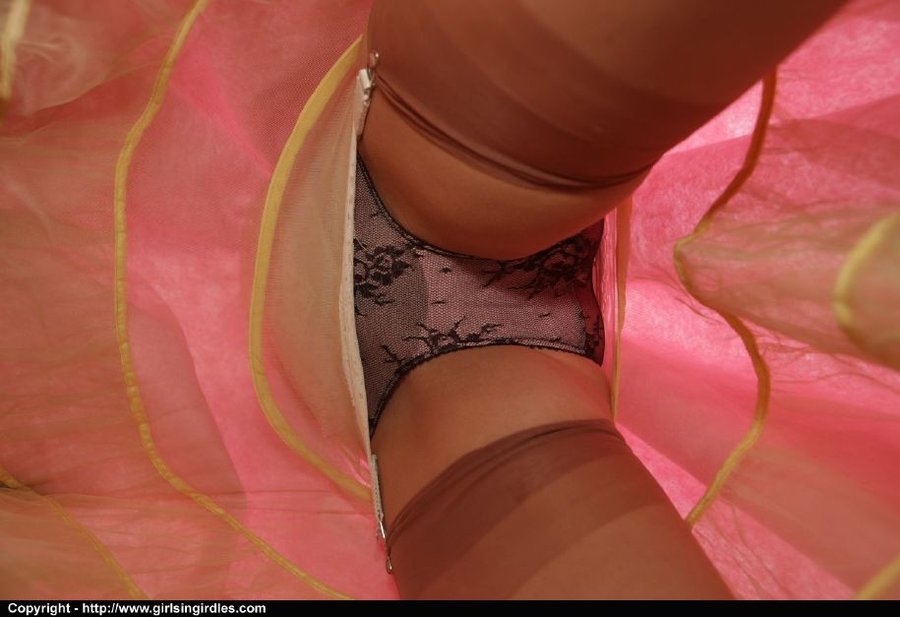 Tight sexy lingerie - XXX Dessert - Picture 2