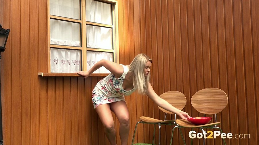 Czech european teen neighbor - XXXonXXX - Pic 4