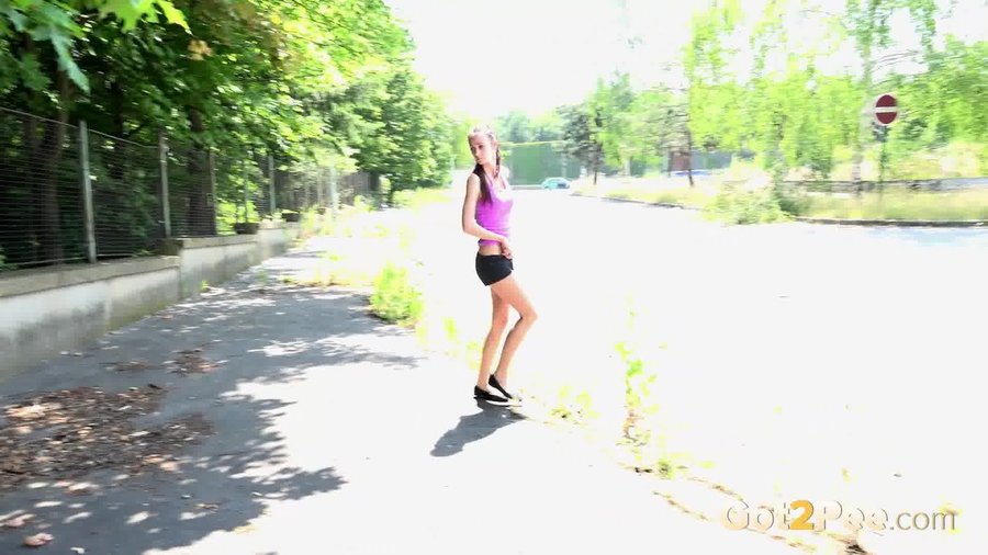 Czech piss skinny ass - XXXonXXX - Pic 15