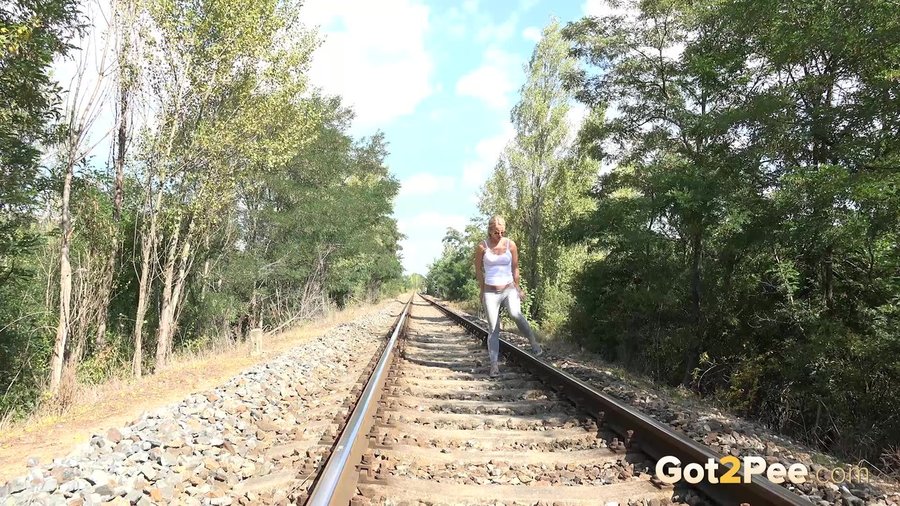 European piss - XXXonXXX - Pic 1