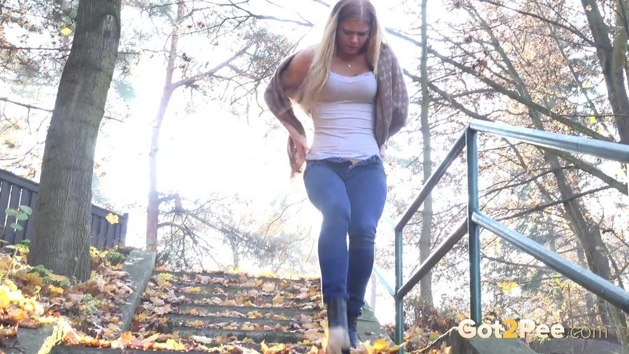 Sexy piss - XXXonXXX - Pic 1
