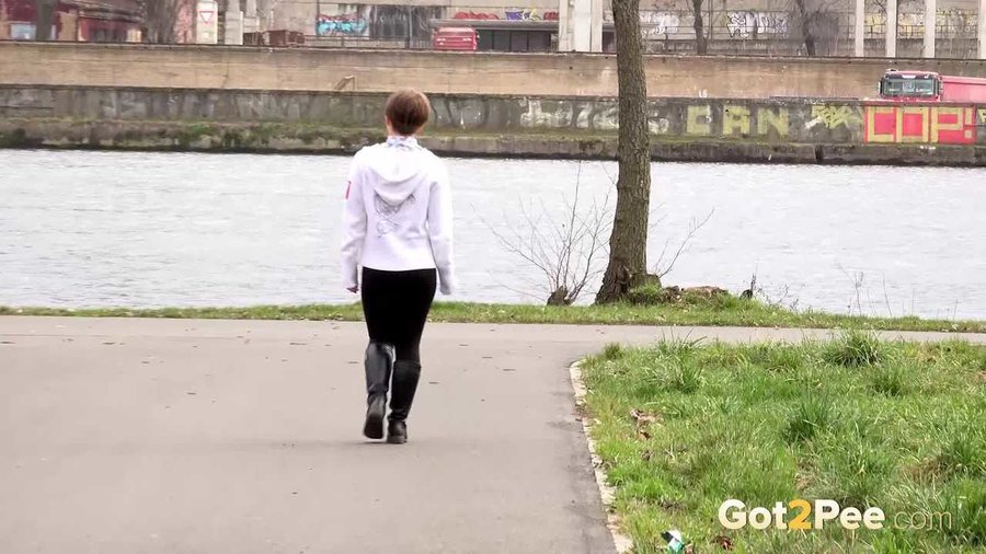 Piss short hair pussy - XXXonXXX - Pic 15