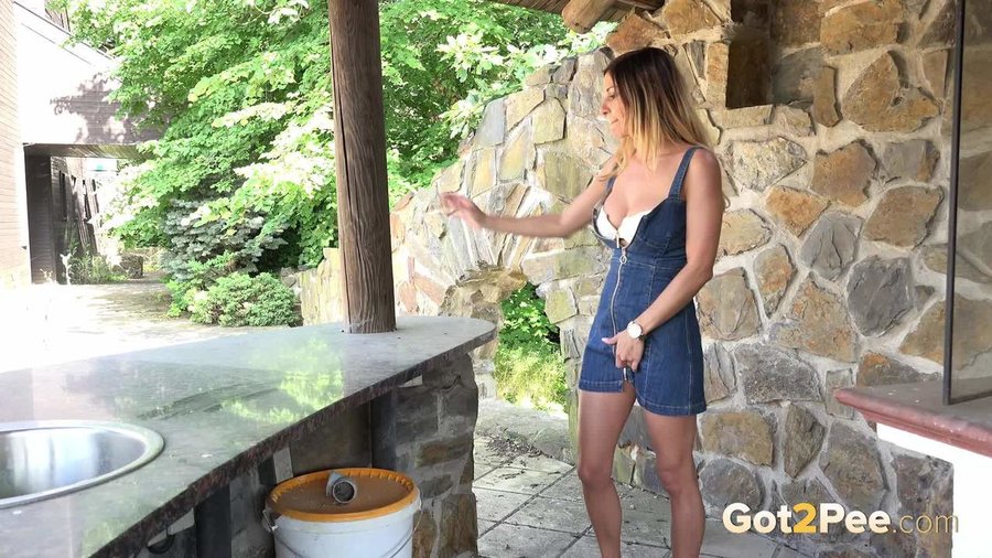 Piss big tits pussy - XXXonXXX - Pic 3