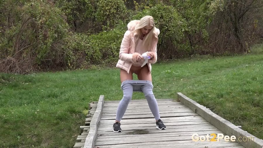 Teen czech piss - XXXonXXX - Pic 12