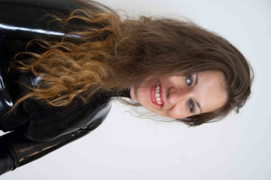 Latex hardcore slave - XXX Dessert - Picture 5
